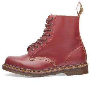 Dr. Martens’ 1460 Vintage Boot “Made in England” SIZE US mens 9 (BRAND NEW)